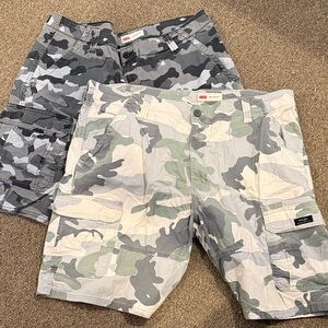 2 Wrangler Men's Cargo Shorts - Gray and Green Camo